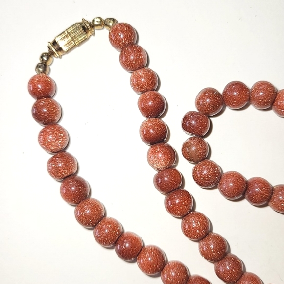 GOLDSTONE 17" BEAD NECKLACE - BARREL CLASP - Picture 3 of 5